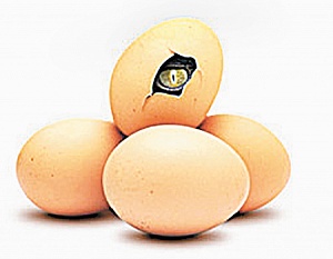 «Роковые яйца» или Выставка дегенеративного искусства на Красной площади